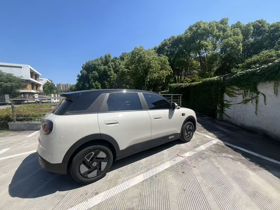 拥有QQ3之后，我的快乐有了小角落🚗