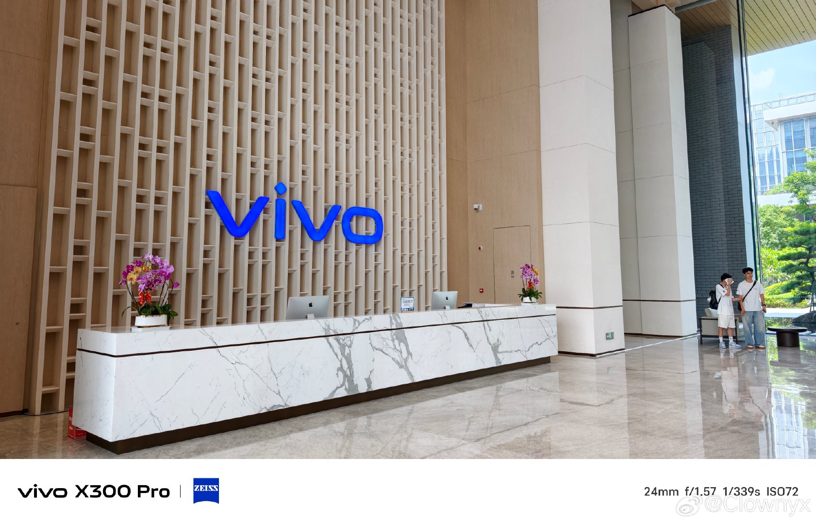 #2026V粉嘉年华##vivo相册里的高光时刻#

来参加2026V粉嘉年华 

VIVO总部真漂亮啊

在这上班应该挺惬意的[笑cry]

#vivo[超话]# #我们都在各自热爱里发光#  ​