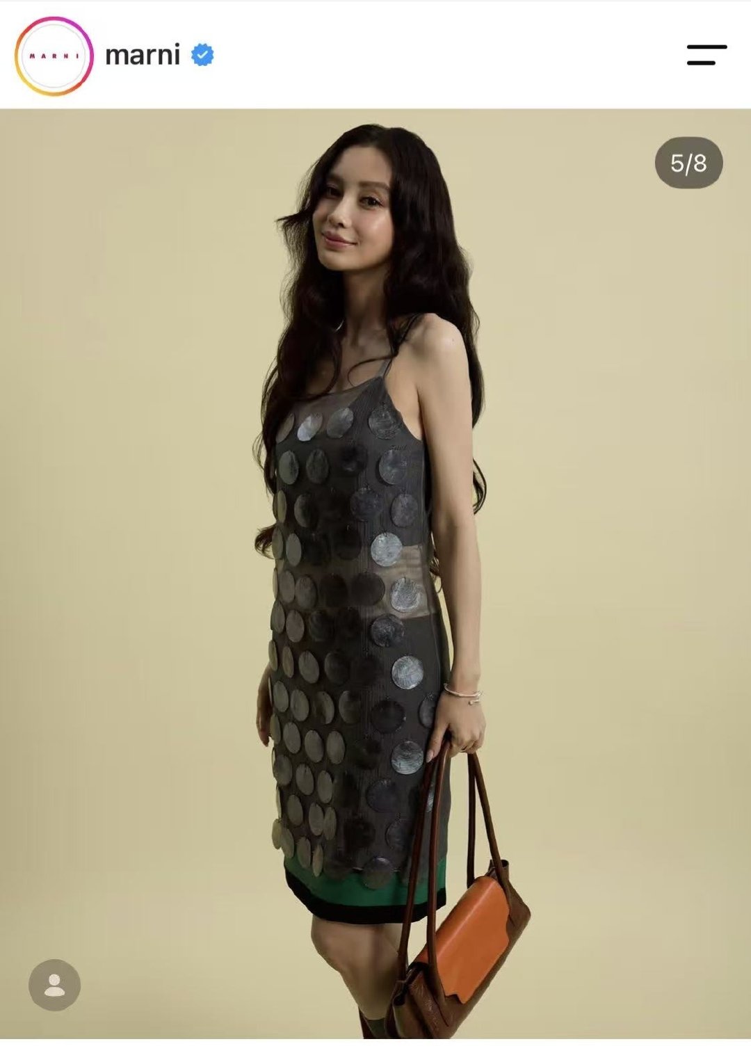 #angelababy# [兔子]#杨颖#
marni官方ins认领了baby，有ins的将将去互动下[来] ​
没豪的宝宝进👗👉 ​​​