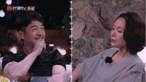 郭晓东跑调了，可他没有逃跑

那一夜，聚光灯下的他，嗓音颤抖着偏离了轨道。

《她》的音域横跨两个八度，连原唱刘宇宁都说难。郭晓东站在四公舞台上，气息不稳，音准飘忽，弹幕里铺天盖地两个字：难听。

可他没有停下来。

淘汰的消息传来，个人火力值垫底，部落排名第三，他止步于此。赛后他说，从表演结束到发