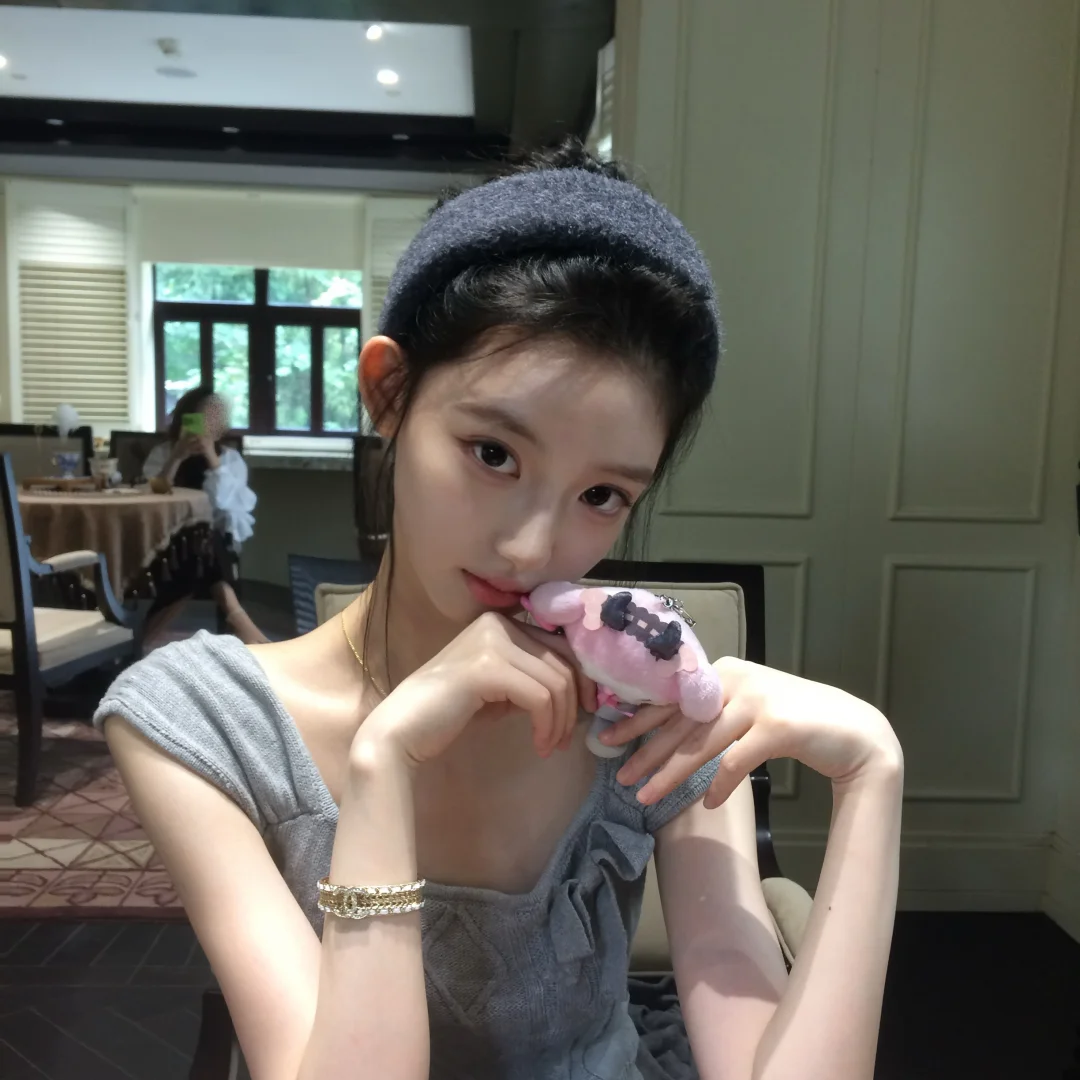 ᥥ⑅ᥥ ᵐʸ ᵐᵉˡᵒᵈʸ ₊⁺ ♡̴₊⁺