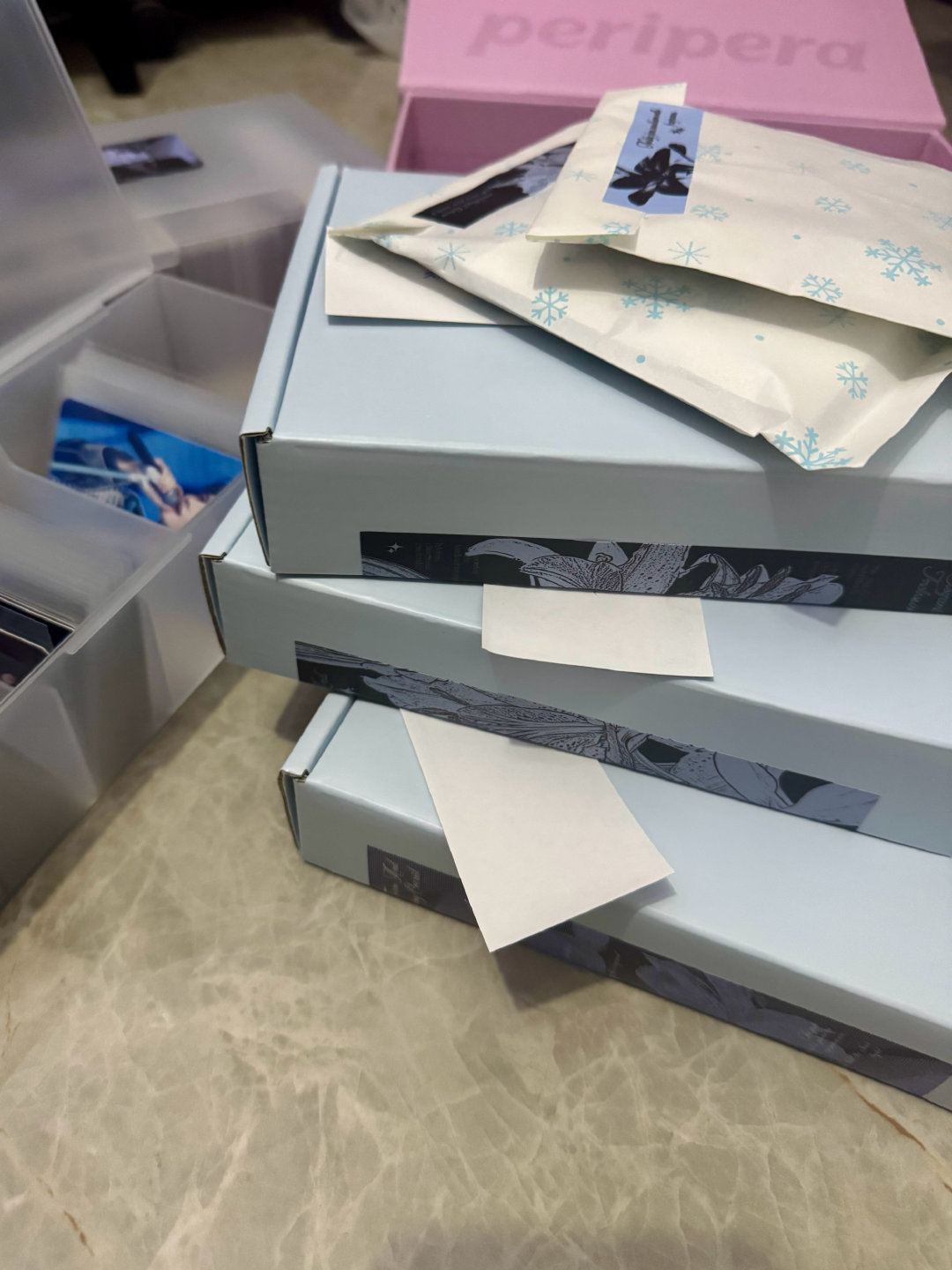 这两天一直在打包 搞得快递员还以为我在开网店[淡淡的] ​