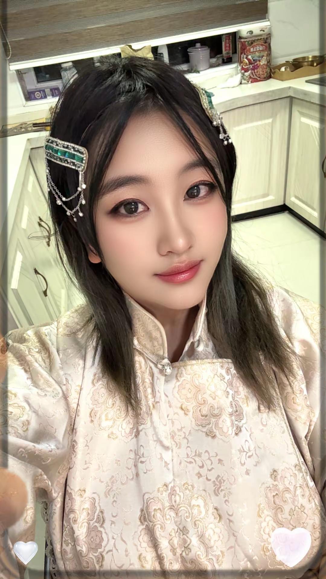 <p>做一个情绪稳定的人 <!--{img:0}--></p><img...