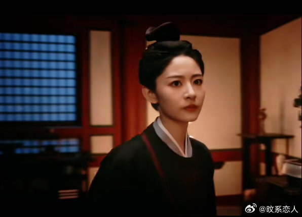 女演员千万别整容，气质很重要！同样女扮男装，看《唐宫奇案》里32岁白鹿和26岁赵晴就懂了！一个瘦到脱相认不出来，一个骨相清奇让人惊喜 ​