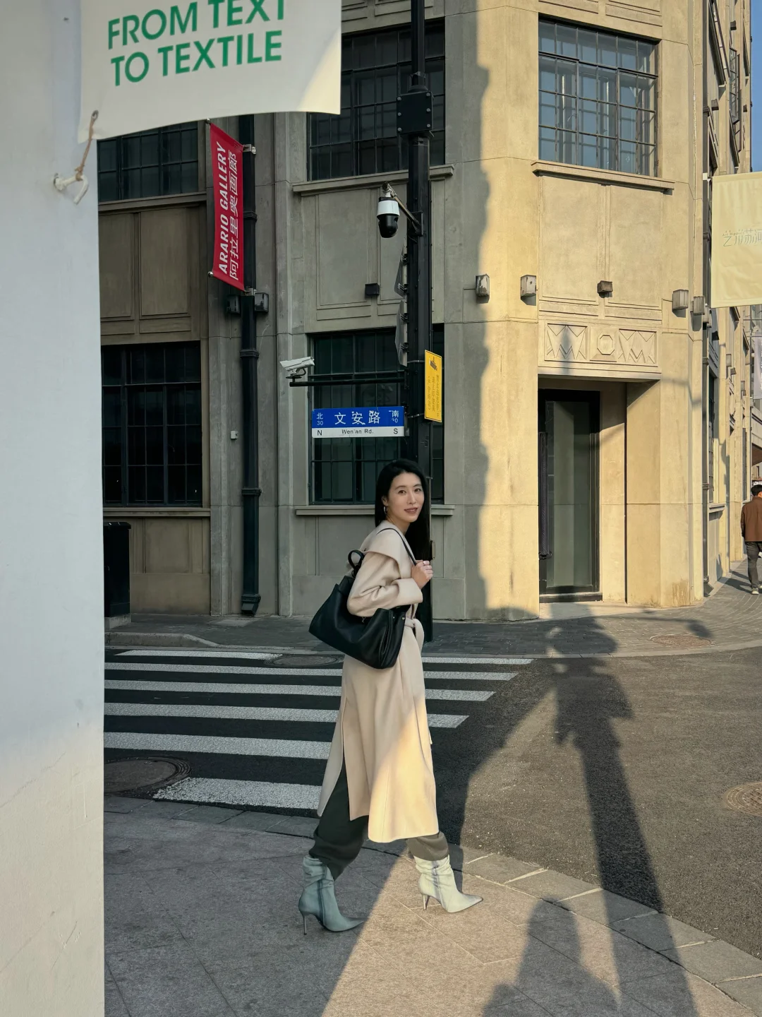 目标是让姐妹们人手一件maxmara