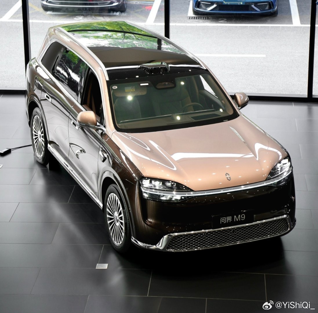 #问界m9##全新一代问界m9领世而上##全新一代问界m9# ​