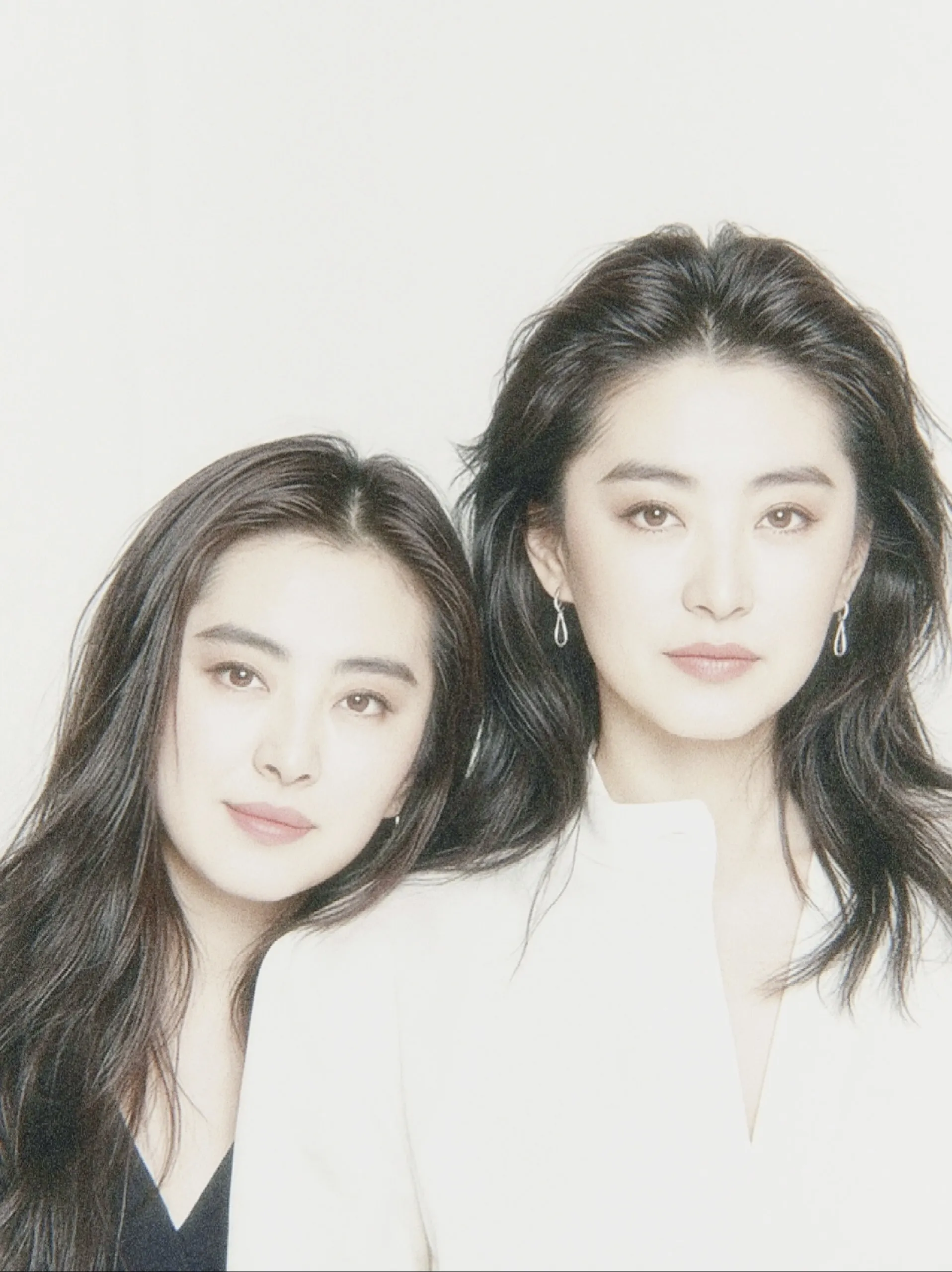 惊世狂花 我的天啊， 一模一样各有千秋 这发型和妆容都是顶级的 绝了