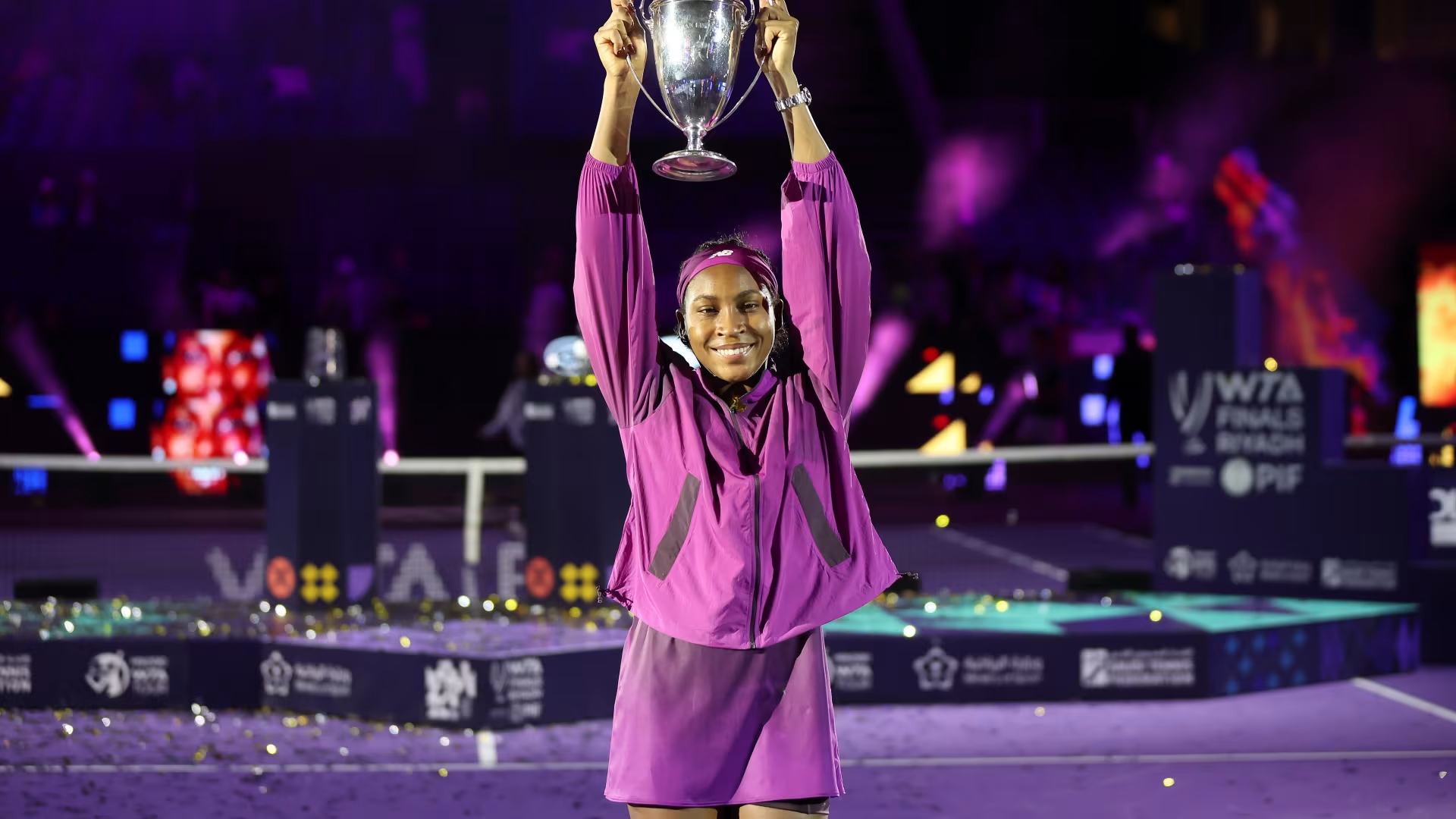 2025年WTA年终总决赛将于11月1日至8日在沙特阿拉伯利雅得举行...