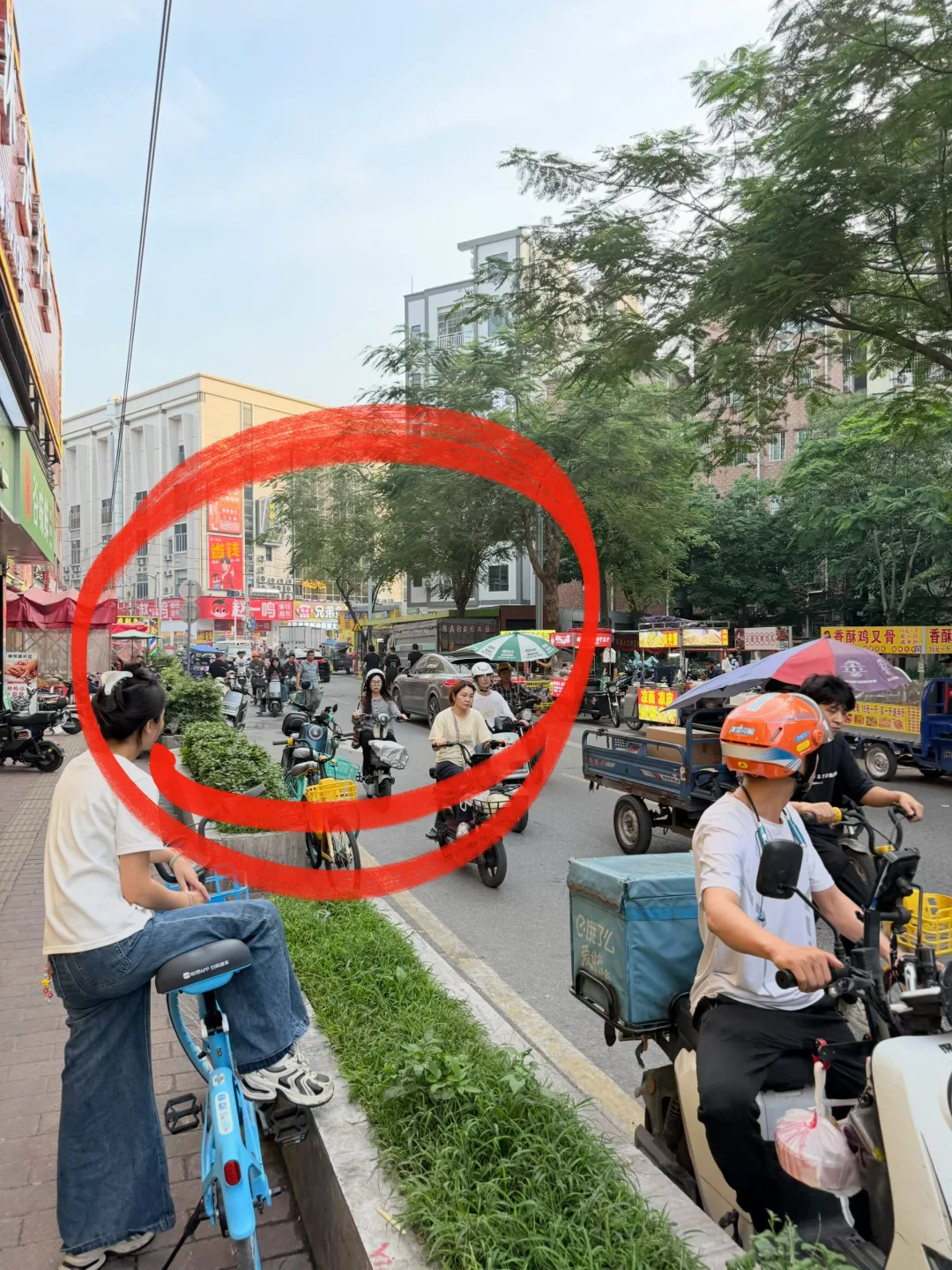 白云区！认住这个。。老阿姨😡