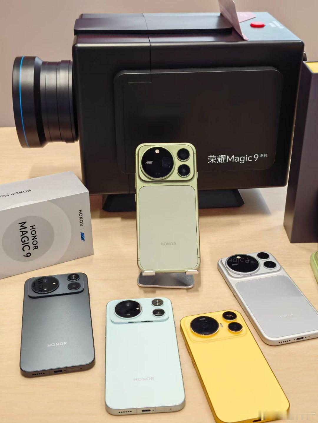 是性能担当是颜值担当#荣耀Magic9
#荣耀RobotPhone
#荣耀X80ProMax ​