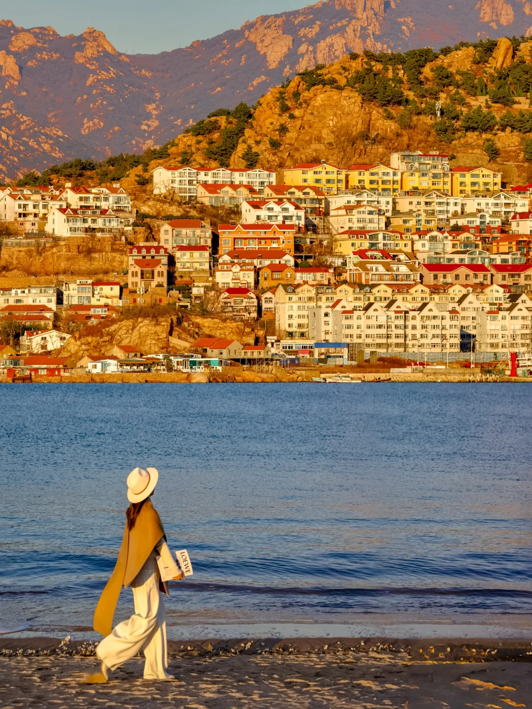 pyq被问疯了！在青岛！真的没出国～