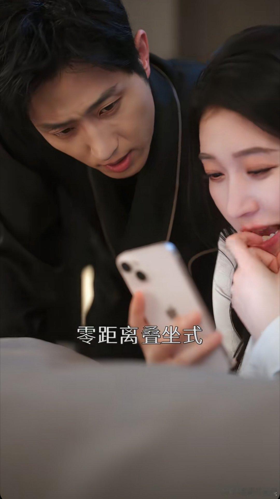 #短剧# 
星星剧评：王凯沐 & 王格格《盛律师的离婚前规则》
推荐：🌟🌟🌟✨（三星半，比苦情版乳腺通畅，但依然想骂人）

第一版：李若琪&常喆宽《当离婚律师想离婚》：🌟🌟🌟✨
第一部
第二部

大致剧情同第一版。但是甜很多，俩个人比较双向奔 ​