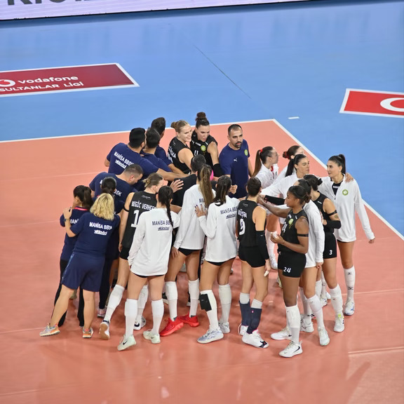 土耳其女排联赛马尼萨3-1库泽博鲁