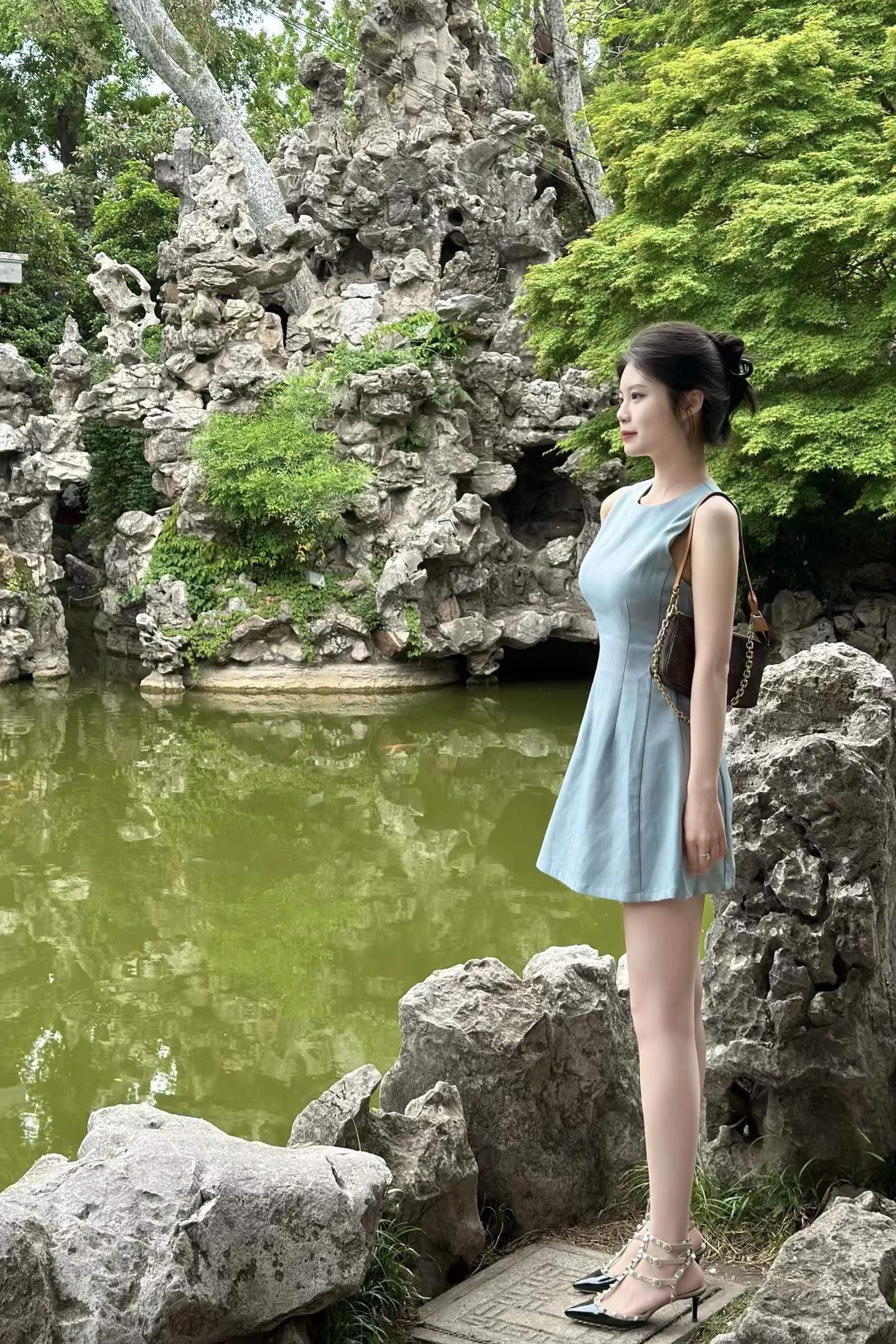 天地大爱恨能落墨几斗