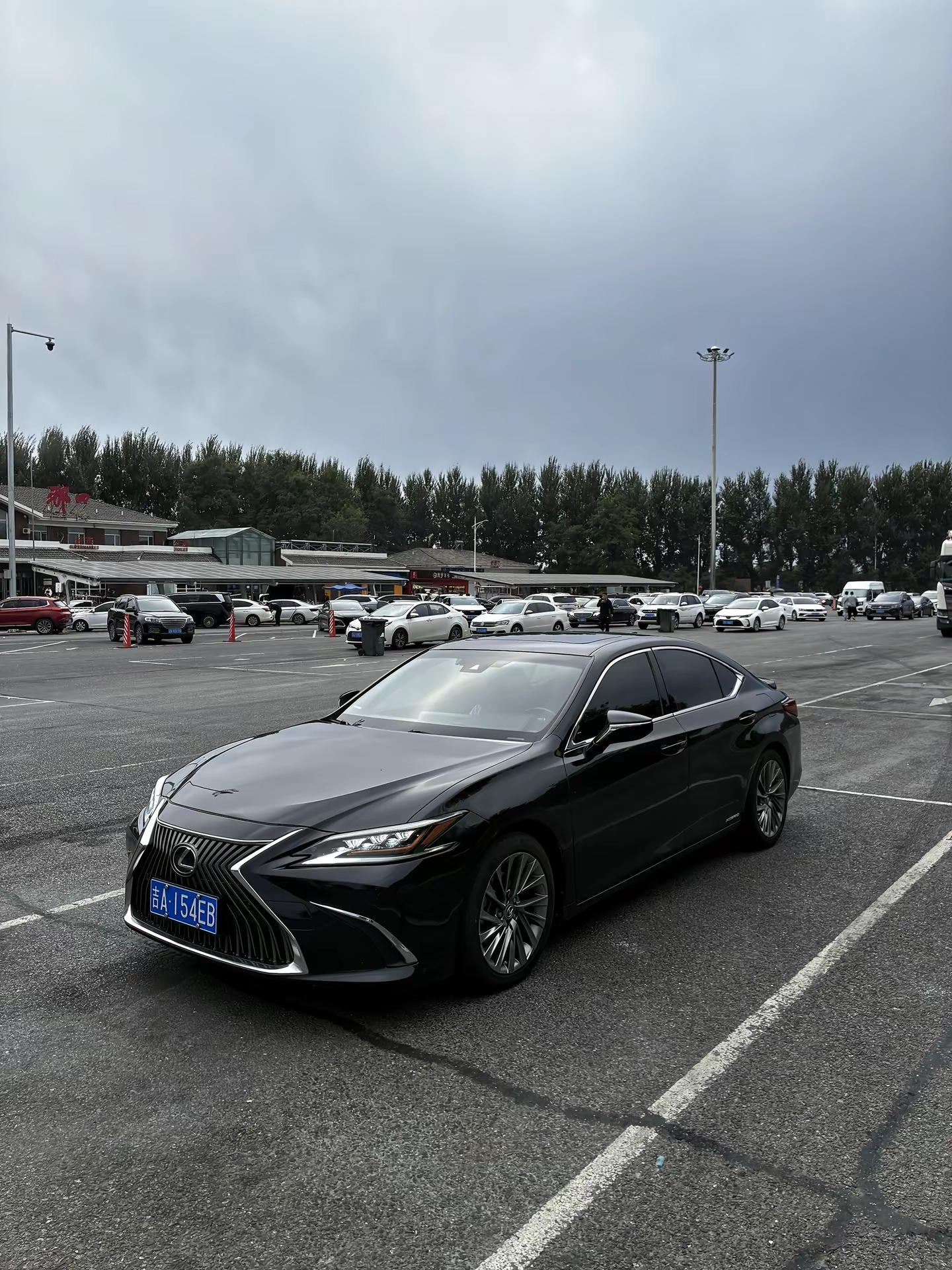 雷克萨斯 es300h