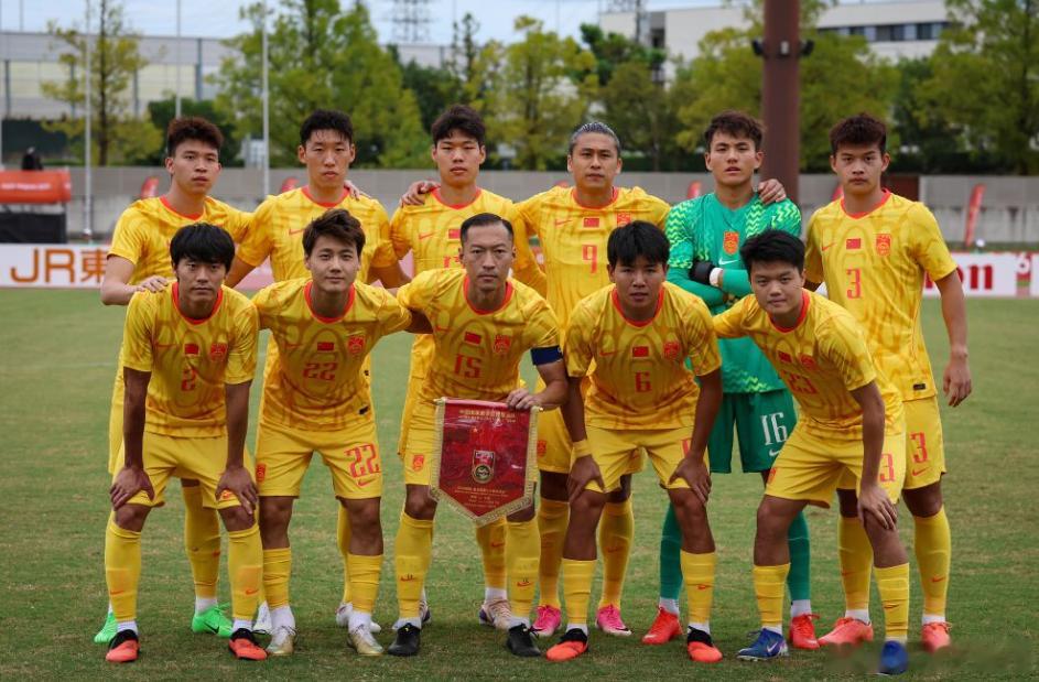 #U23国足vs阿联酋U23##中国U23男足半场0比0阿联酋U23# 

80分钟0比0，虽然场面上数据不太好看（控球率33%-67%，射正2-5），但安东尼奥的防守反击战术基本实现了意图。

阿联酋今天全力拼死冲击，但中国队的防线组织相当稳健，最后关头考验的是体能和专注度，千万别在定位球和边路防守上犯错，打平即可 ​