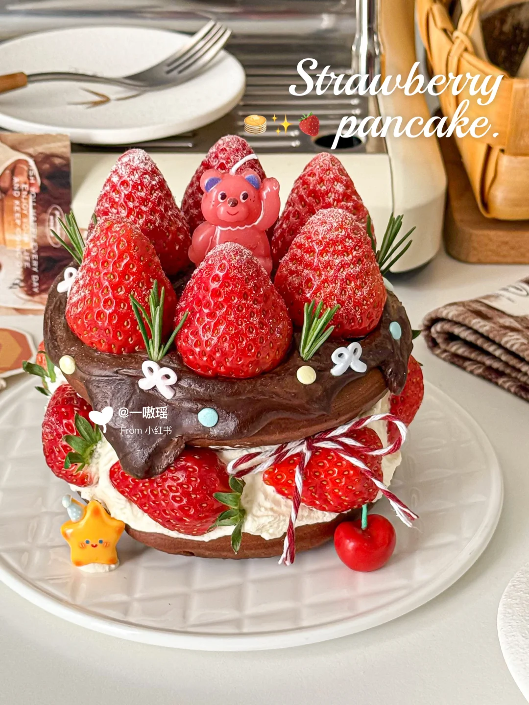 平底锅做🍳草莓巧克力厚松饼🥞松软香甜🤩