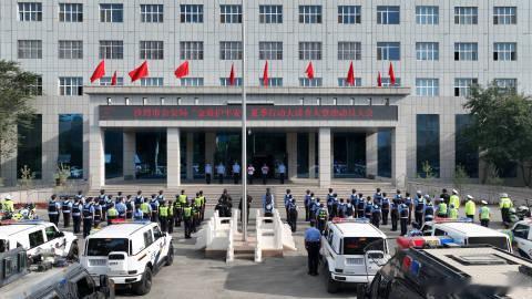 警灯闪烁，号角催征。为进一步净化社会治安环境，严厉打击夏季突出违法犯罪...