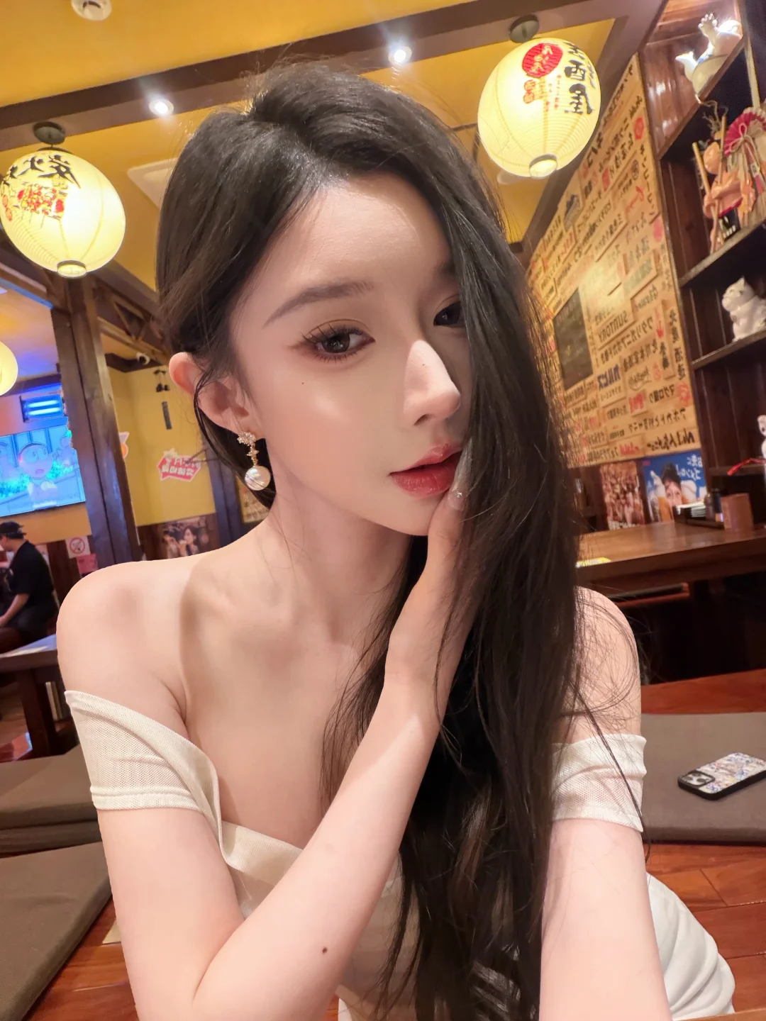 ～