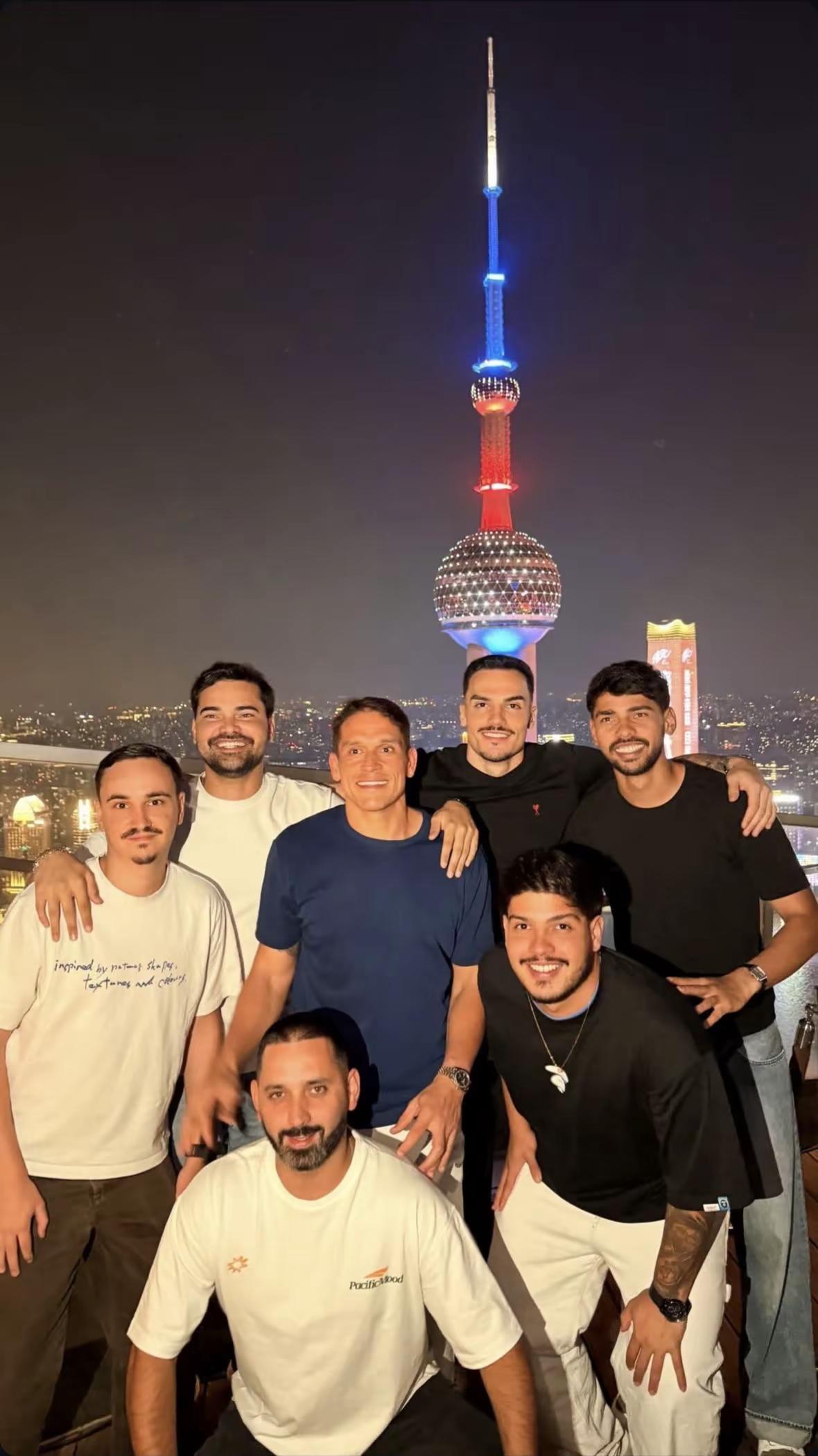 洋相还得洋人出。各大外援齐聚上海山东泰山 外援 佩德罗阿尔瓦罗