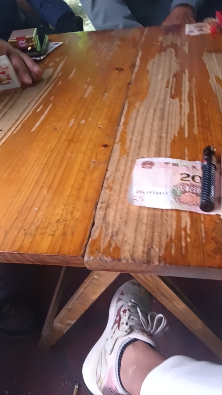 <p>上海男篮的表现是否让你惊喜 <!--{img:0}--></p>...