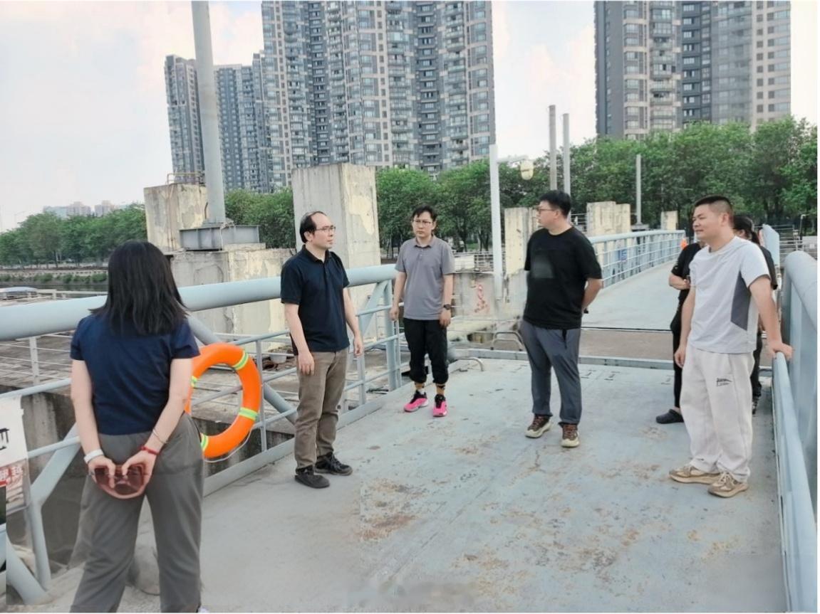 【市河涌监测中心多措并举筑牢端午龙舟活动河道安全防线】为扎实筑牢端午龙...