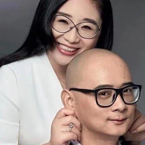 离婚两年多，傅首尔已成功减重约40斤，如今的她专注于提升自己 ​​​