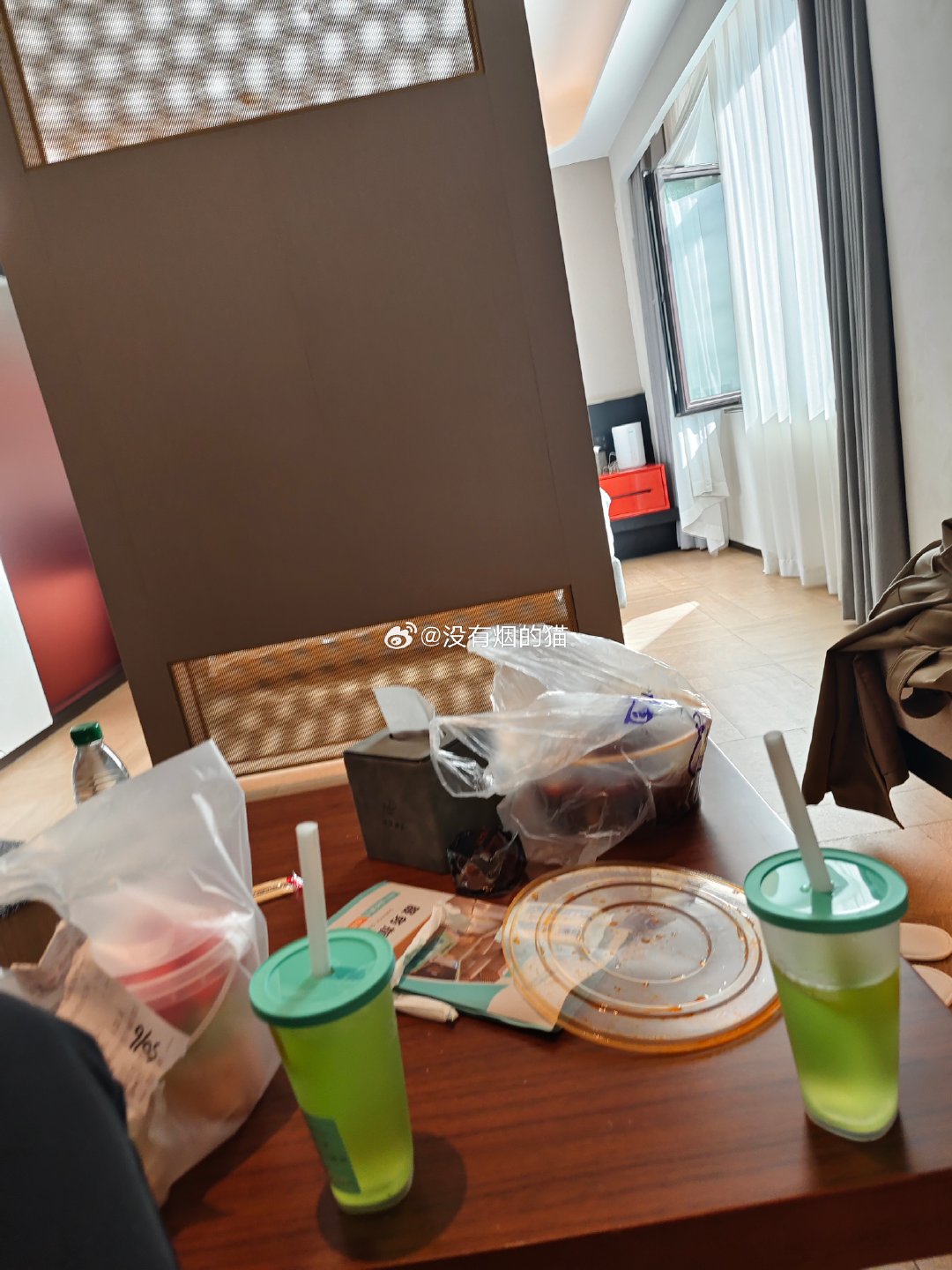 “客户端”最后一次陪我了 相册里的第一张和最后一张 以后应该再也不见了 拜拜vivo ​
