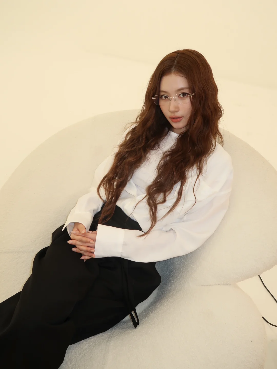 凑崎老师👩‍🏫 260902 Sana ins更新