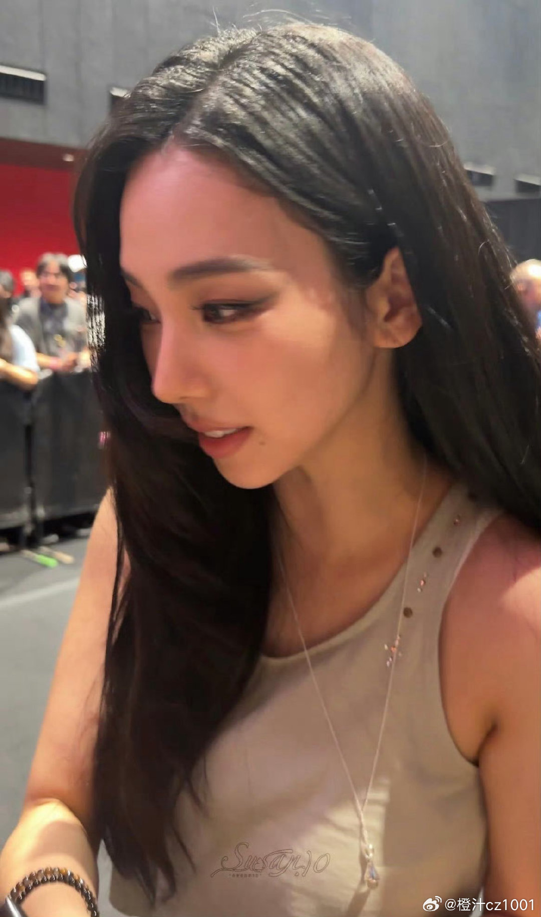 蛇系美人柳智敏，每一帧都是惊艳。蛇系美人柳智敏，每一帧都是惊艳#KARINA##柳智敏女五一##柳智敏[超话]# ​