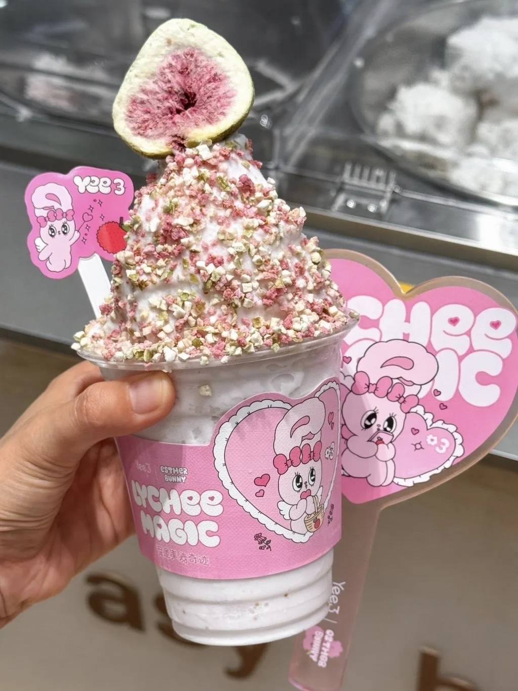 520 不用等别人宠！先被萌兔联名炒冰甜晕💗