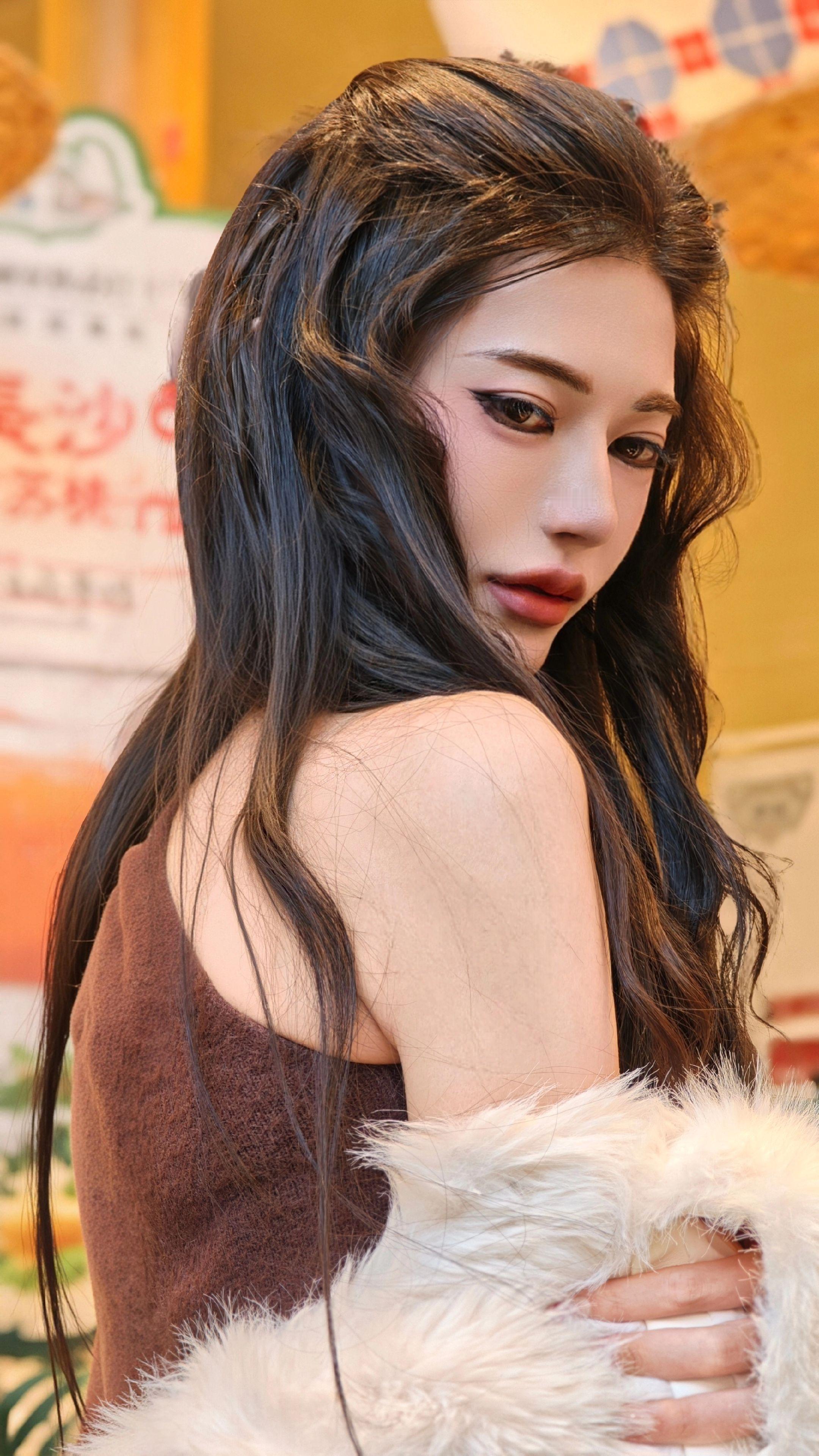 <p>气质女人 推广 助手 女神 高清画质 <!--{img:0}--...