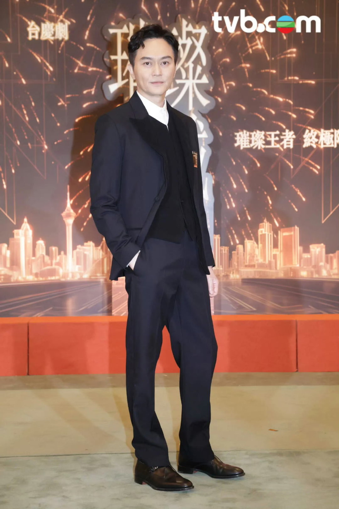 #张智霖回应儿子休学传闻##璀璨之城定档1012# 巡回演唱会 璀璨之城剧宣！不敢想没有张智霖的日子怎么过[写作业][写作业] ​