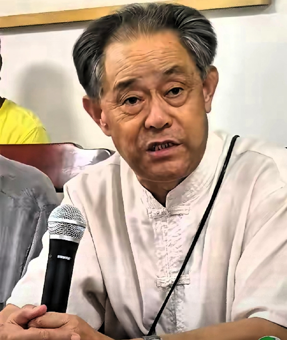 世事唏嘘！当年南博保管员监守自盗被处决，昔日主管领导如今受贿获刑
 
1994年，南京一声枪响，23岁的南博保管员陈超因窃取馆藏文物19件、估值18万，被依法处决。
当年主持南博日常工作的副院长，叫徐湖平。
2026年9月16日，同一个名字出现在通报里，徐湖平因受贿罪，被判处有期徒刑三年，罚金二十万