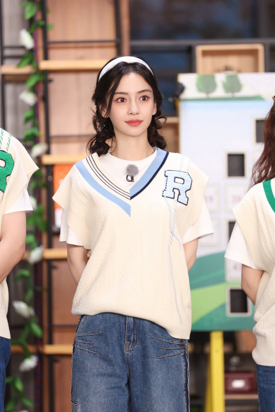 22/11/4
跑男｜Angelababy
“活力少女” ​