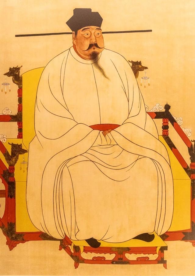 明祖与宋祖：一个从要饭做到皇帝，一个从将军干到天子，谁更胜一筹？

各位老铁，今天咱们聊点硬核的——明太祖朱元璋和宋太祖赵匡胤。
这俩人都叫“太祖”，都是开国皇帝，都结束了乱世，但你要是把他俩放一块儿比，那画风简直是一个天上一个地下。一个像从地狱里爬出来的狠人，一个像从体制内稳步上升的学霸。今天咱们