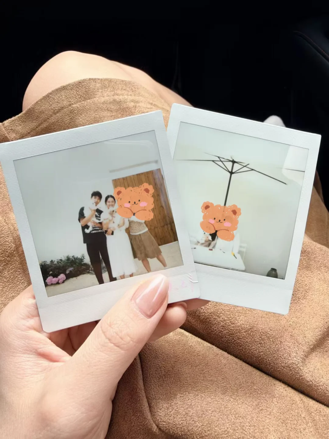 今天又接待了一对新婚夫妇，因为是晚上到的 他们没找到路 于是我出去接的时候 在黑