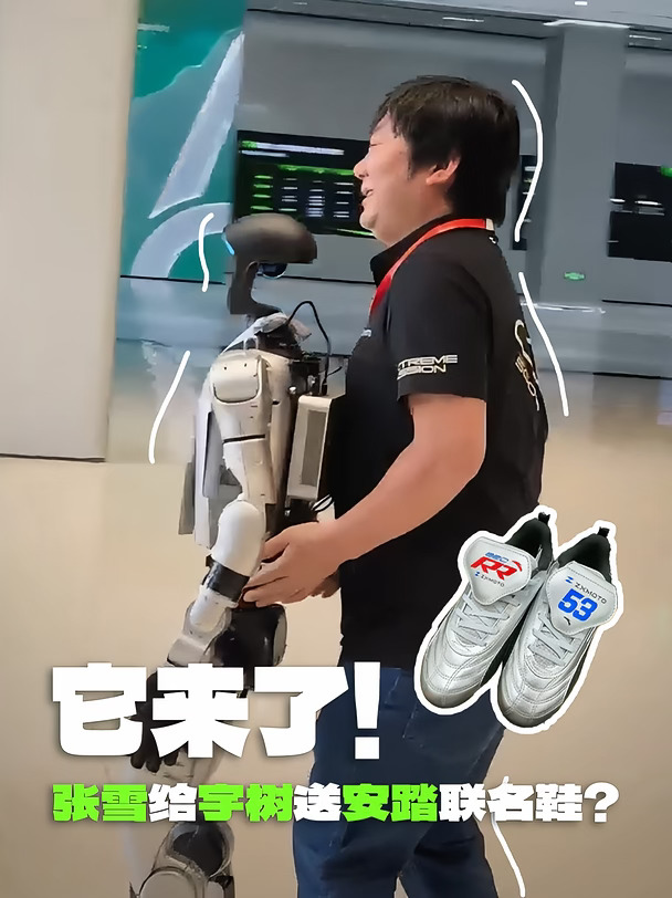 当张雪来到新能安🏍️