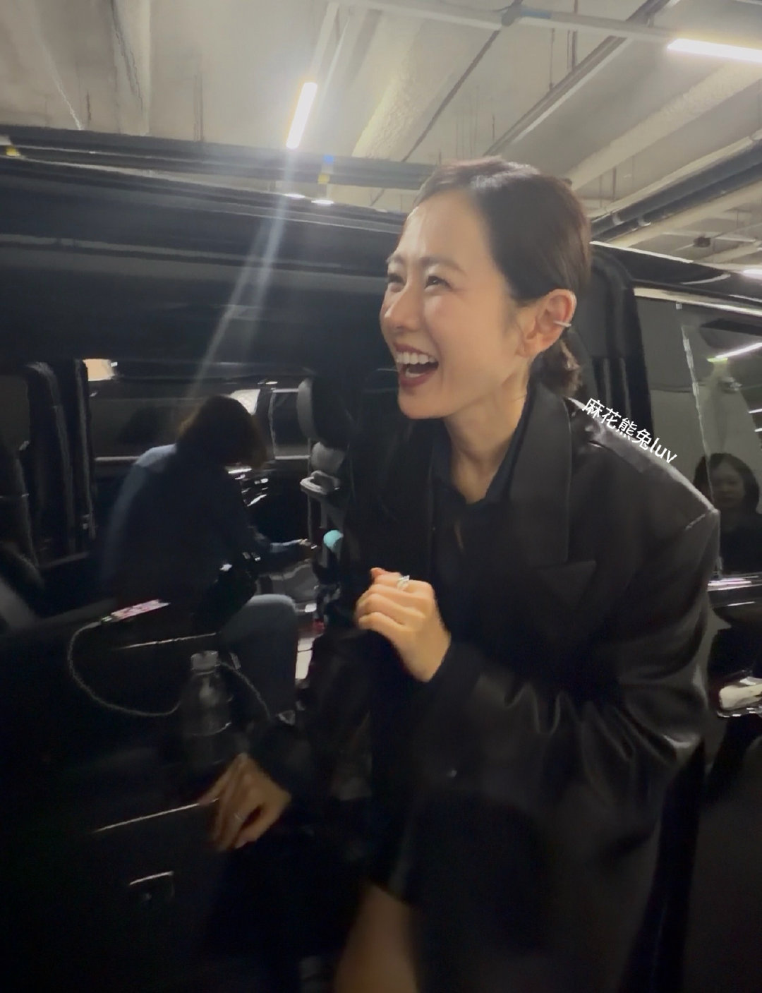 我们小孙为什么这么可爱啊啊啊啊啊啊
孙艺珍简直天使呀天使 天呢我的宝宝[泪][泪][泪][泪][泪]
一见到我就认出来[泪][泪][泪][泪][泪][泪][泪][泪][泪] ​