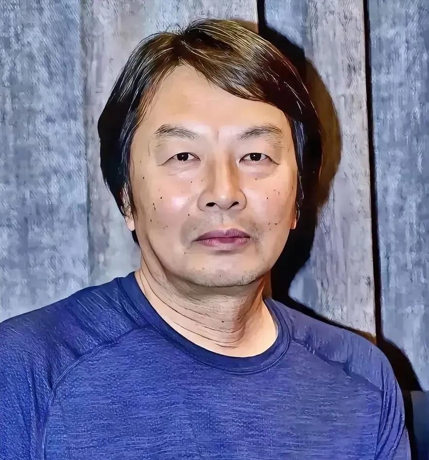 刘震云的一段话，说透了女人的命运：  &;真正有大福气的女人，婚姻多半...