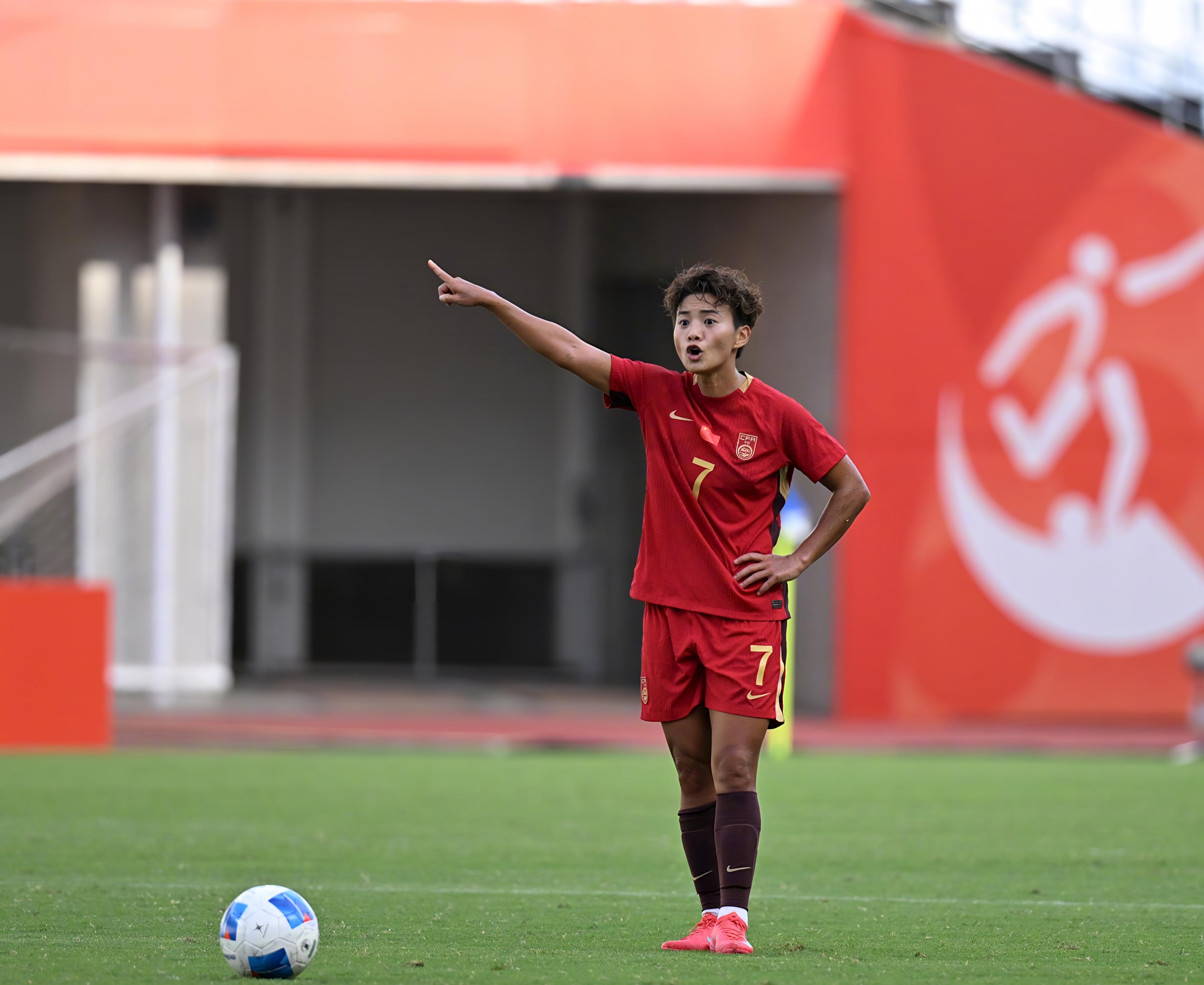 亚运会女足八强战太刺激！中国女足苦战加时1-0拿下越南女足，王霜第109分钟一剑封喉，成功闯进四强，半决赛9月29日14点迎战朝鲜女足，这场硬仗值得蹲守🔥