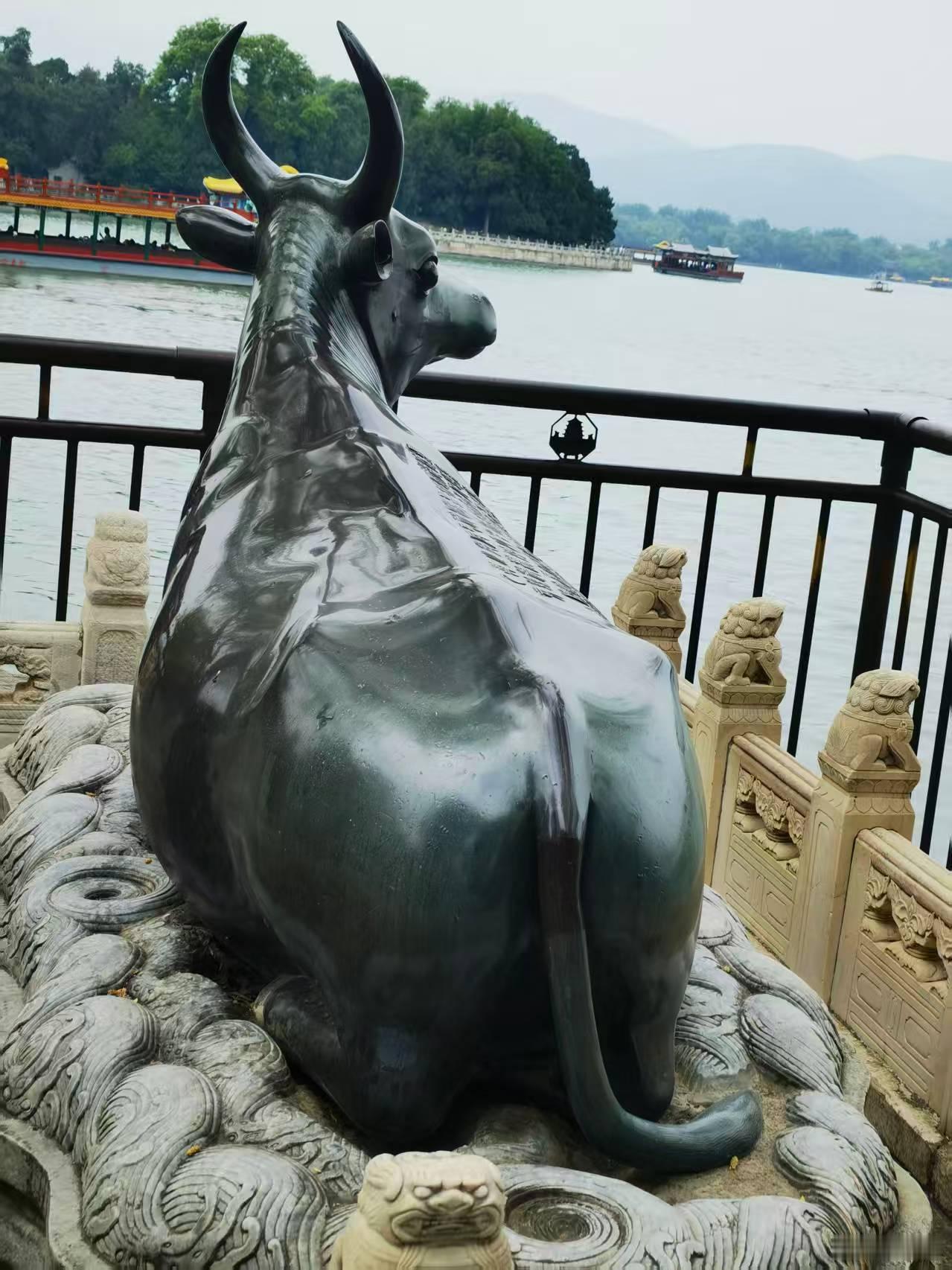 华为韬定律问世，改写全球芯片规则沿用半世纪的摩尔定律迎来新变局，华为推...