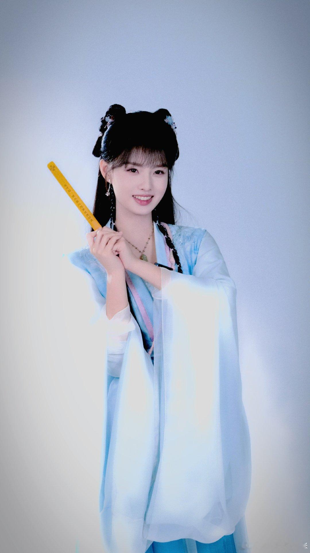 #艾米[超话]# 师妹 你要稳重呀！ ​