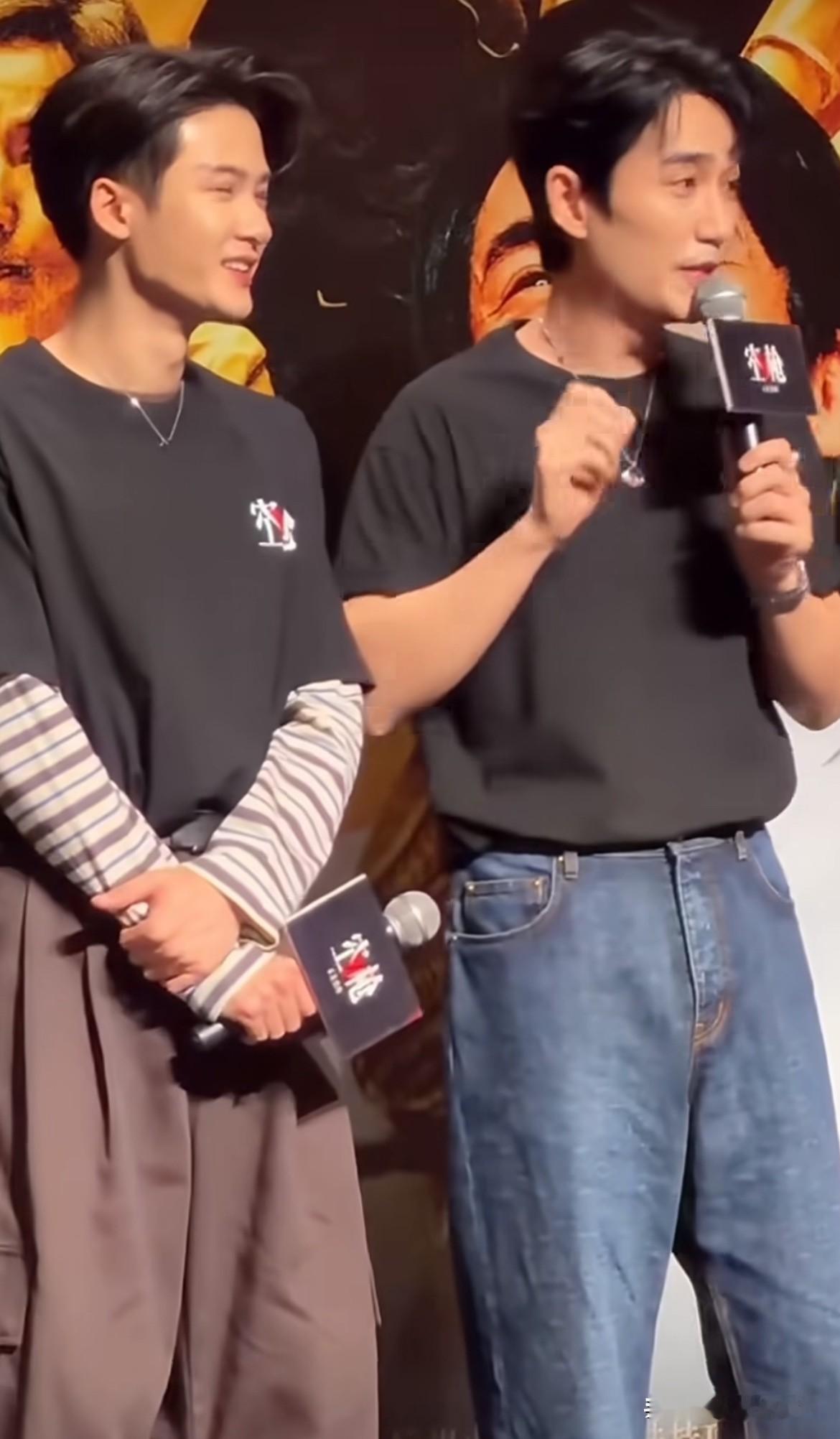 看热搜话题吓人一跳啊
确实，乍一看“朱一龙、檀健次主演的《空枪》被评三级片”，很容易让人吓一跳，以为是什么大尺度的“颜色”电影。但这其实是个“标题党”引发的误会：
1. “三级片”不等于“色情片”
很多人（尤其内地朋友）一听“香港三级片”，第一反应就是情色、大尺度。但在香港的电影分级里，“III级（