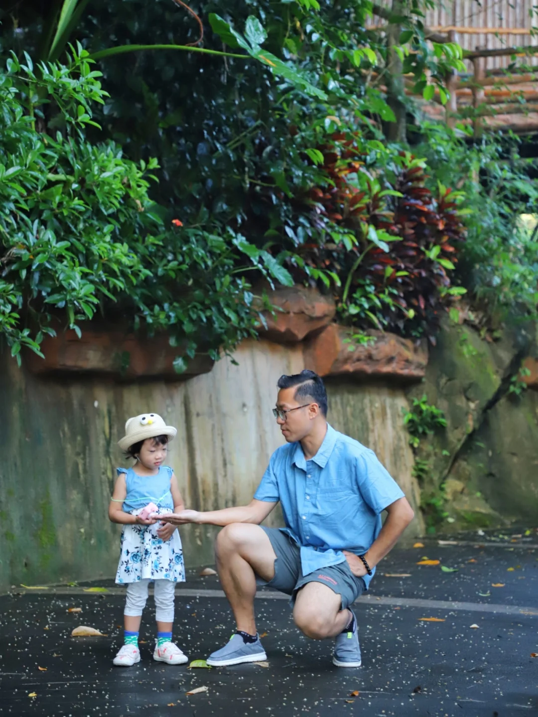 大家好，这是我家坚持拍亲子照的第1097天