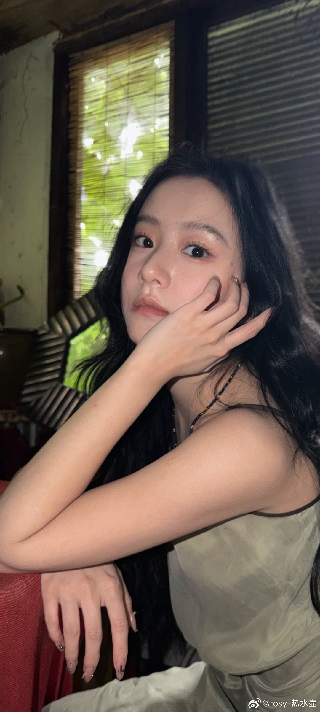 #包上恩[超话]#
包包酱这高鼻梁羡慕了[鼓掌] ​