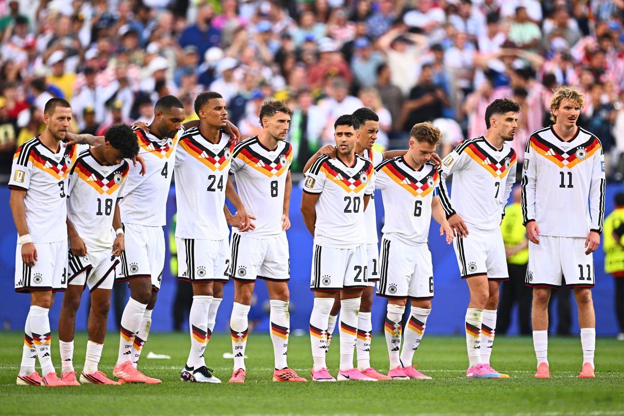 【 北京时间6月30日凌晨，世界杯1/16决赛爆出大冷门，德国点球大战...