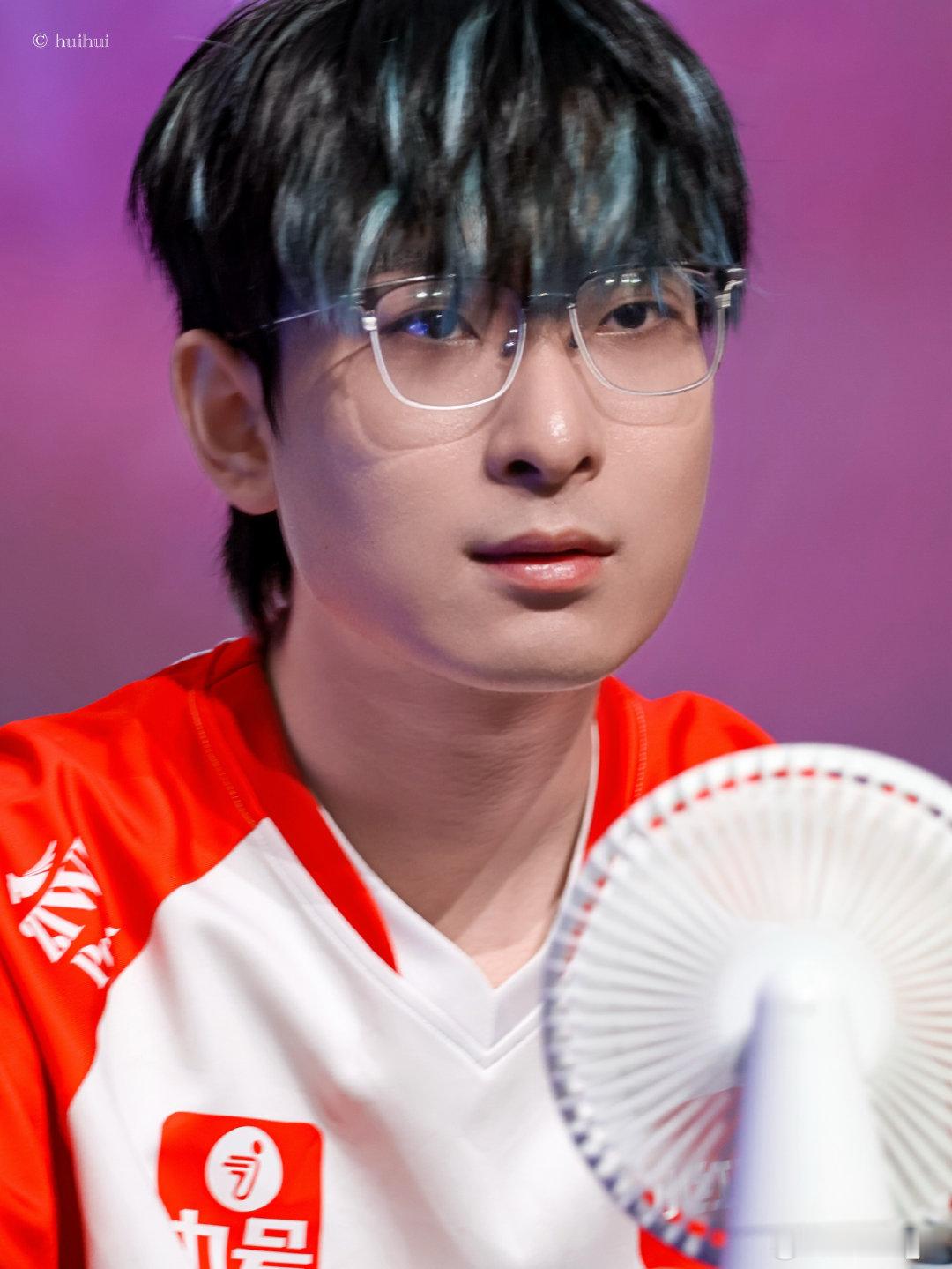 #春的二次救赎[超话]#  
8.23赛后
谢谢在你上赛场的时光中遇见过你
 #救赎感慨和一诺长生成为队友# #救赎# ​
