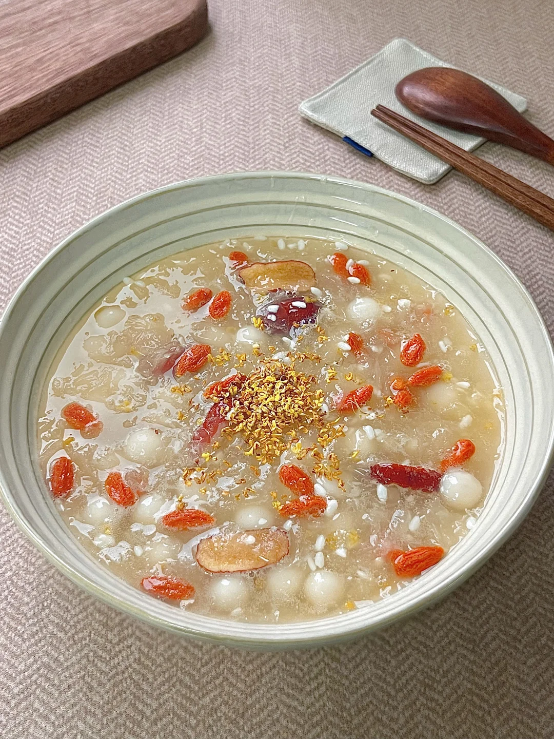 冬天来碗暖身羹🍲桂花酒酿小圆子🤤