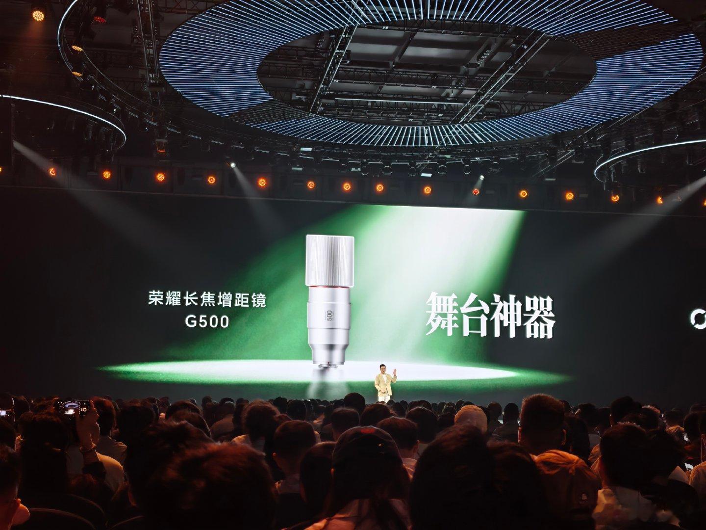 这次在苏格兰的几天已经用荣耀Magic9 Pro Max
拍摄了一些片段（稍后会放出~）对阿莱影像已经有了部分了解，今天再看打不回我有了更深刻的感受~这次视频功能真的让我眼前一亮，而且这个价格也太香了~个位置小伙伴们这次赶紧入手吧！
#荣耀magic9##荣耀发布会# ​